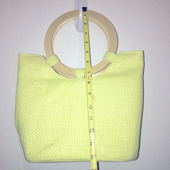 COPY - Yellow Tote Bag with Wooden Handles - Brand New - Perfect for Spring & B… - Picture 4 of 6
